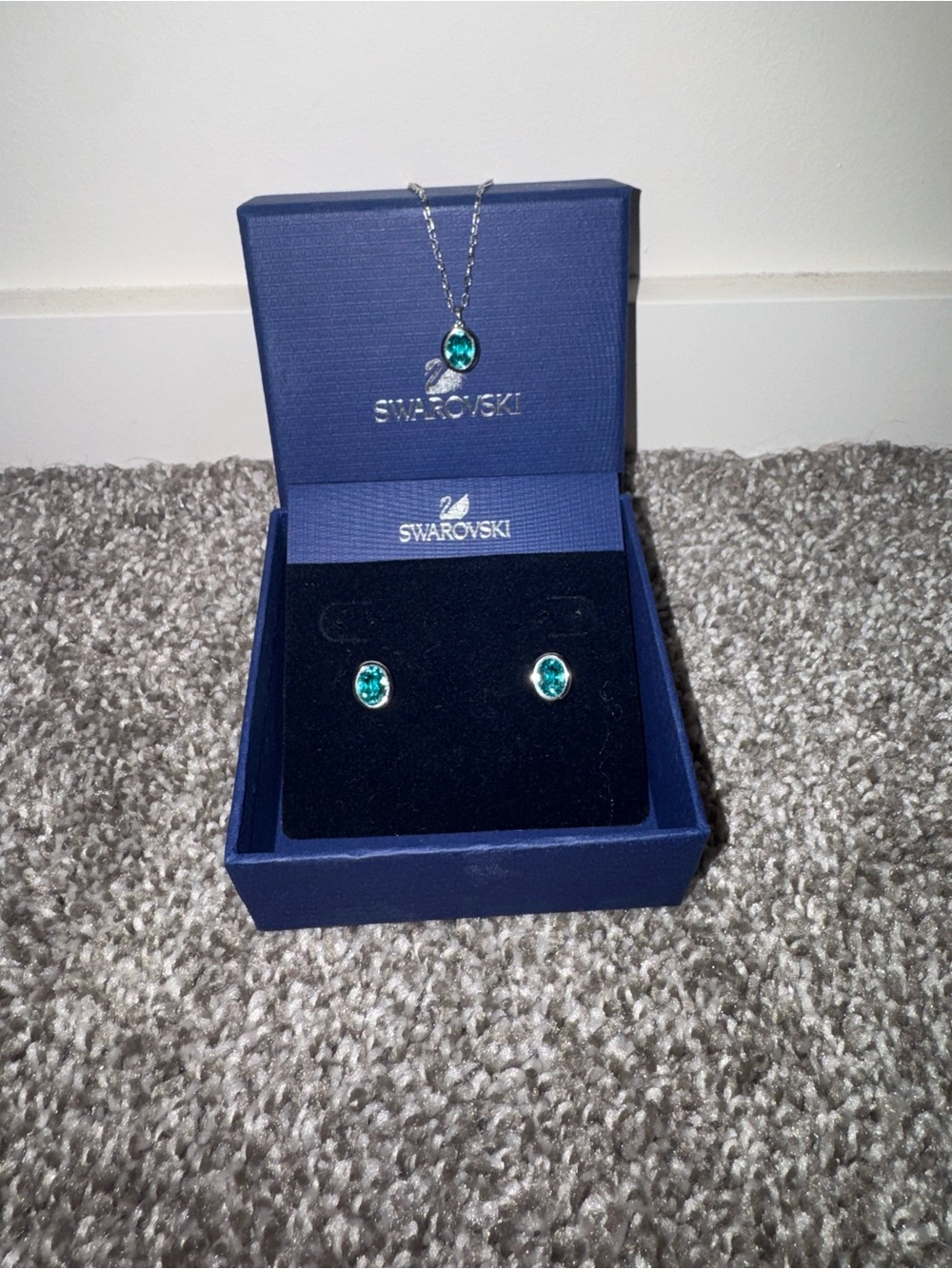 Swarovski Aquamarine Crystal Necklace and Stud Earrings Set